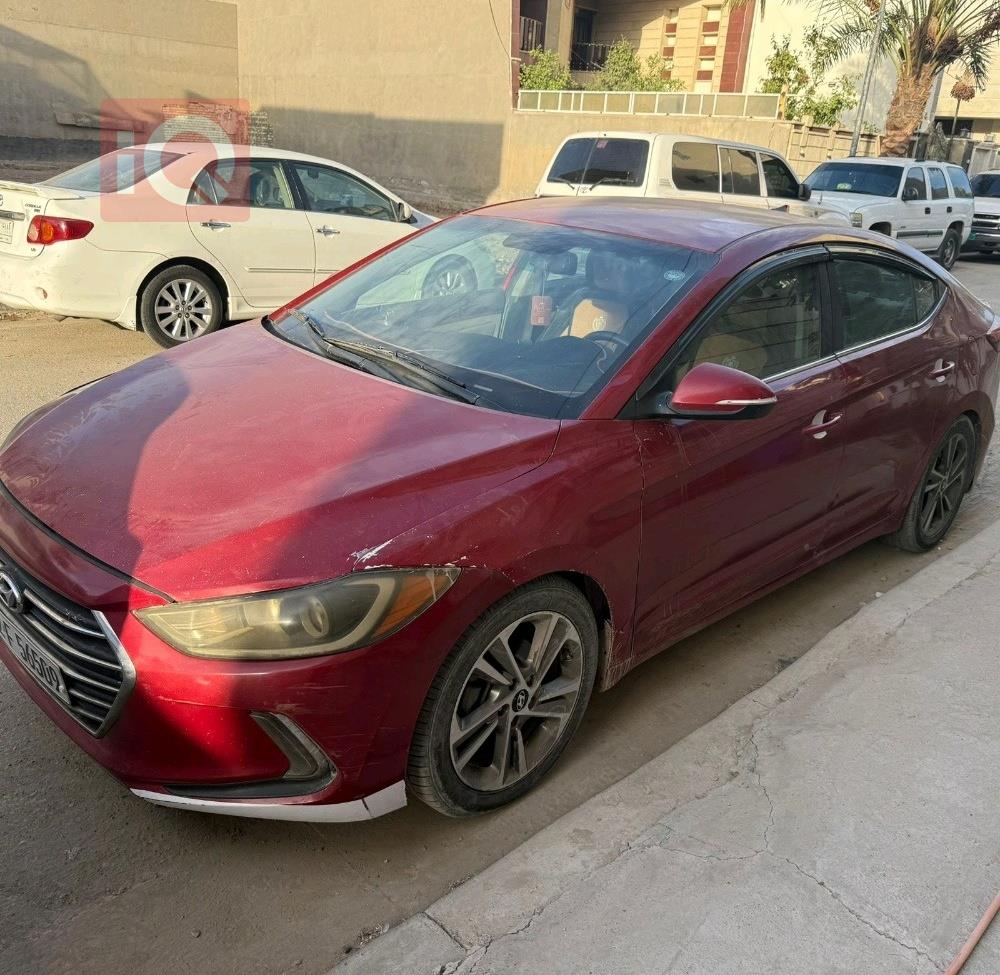 هیۆندای ئەلەنترا